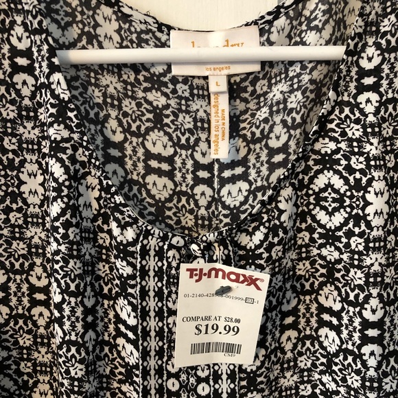 Patterned Tank Top - Picture 5 of 5